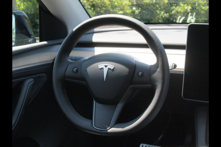 Tesla Model Y Performance AWD 75 kWh 450PK | Panoramadak | Camera | Trekhaak | Full Self Driving Computer 3 |