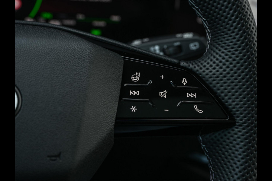Audi A5 Avant 2.0 e-hybrid quattro S edition Competition | 367pk | Panoramadak | B&O Sounds | Head-Up | 360 Camera | Adaptive Cruise | Passagiers Display | Trekhaak |