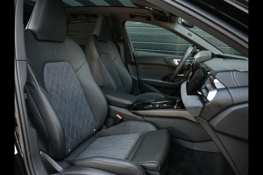 Audi A5 Avant 2.0 e-hybrid quattro S edition Competition | 367pk | Panoramadak | B&O Sounds | Head-Up | 360 Camera | Adaptive Cruise | Passagiers Display | Trekhaak |