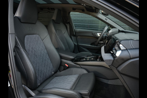 Audi A5 Avant 2.0 e-hybrid quattro S edition Competition | 367pk | Panoramadak | B&O Sounds | Head-Up | 360 Camera | Adaptive Cruise | Passagiers Display | Trekhaak |