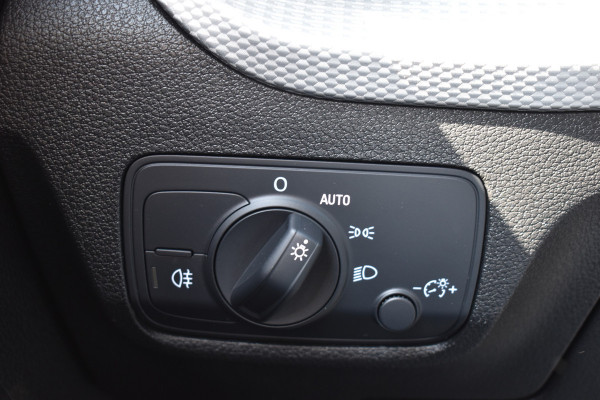 Audi Q2 30 TFSI 110PK PRO-LINE,CRUISE CAMERA/NAVI/LED,STOELVERW  1E EIG