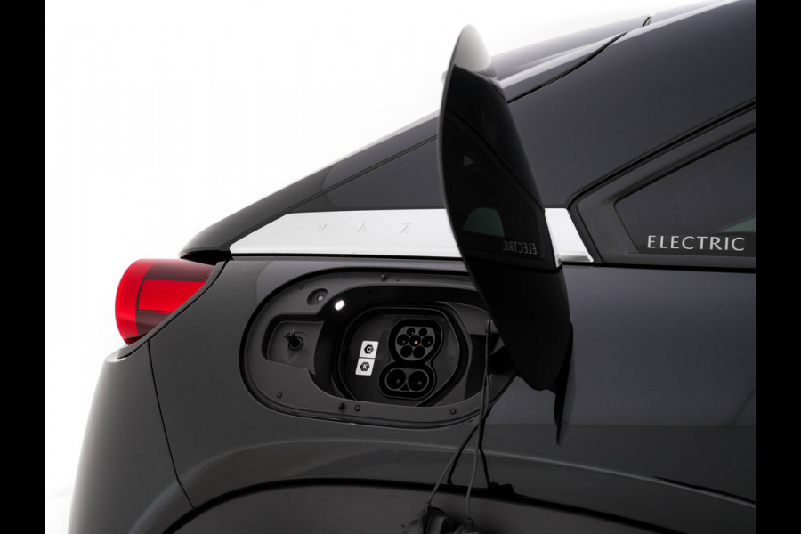 Mazda MX-30 e-SkyActiv 145 Luxury 36 kWh {SoH-92%} (INCL-BTW) *HEATPUMP | PANO | LEATHER-MAZTEX | BOSE-AUDIO | HEAD-UP | ADAPTIVE-CRUISE | BLINDSPOT | FULL-LED | KEYLESS | TOPVIEW | DAB+ | NAVI-FULLMAP | DIGI-COCKPIT | HEATED-SEATS | 18"ALU*