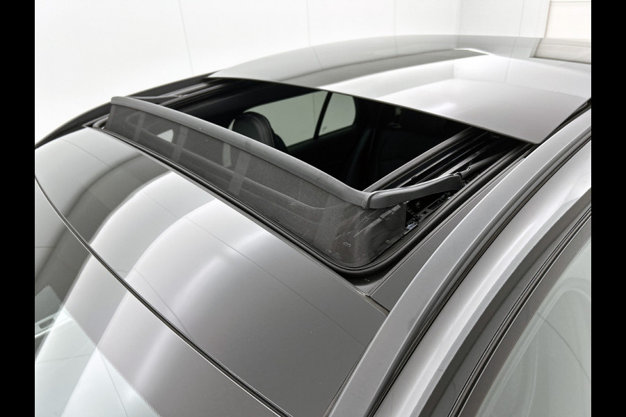 Mercedes-Benz E-Klasse Estate 300 e Sport Edition | AMG Line | Panorama dak | Burmester® 4D surround sound system | Widescreen | Apple CarPlay Inclusief 24 maanden MB Certified garantie voor Europa.
