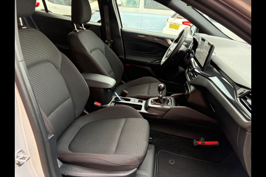 Ford FOCUS Wagon 1.0 EcoBoost Hybrid ST Line