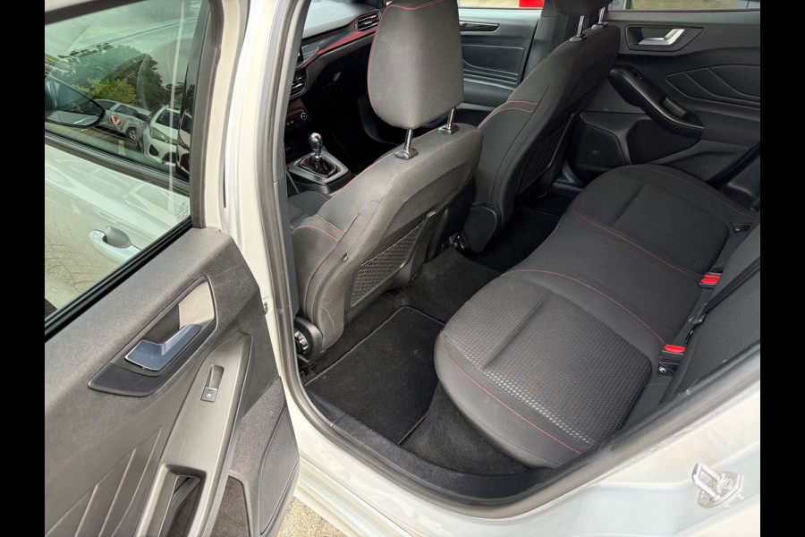 Ford FOCUS Wagon 1.0 EcoBoost Hybrid ST Line