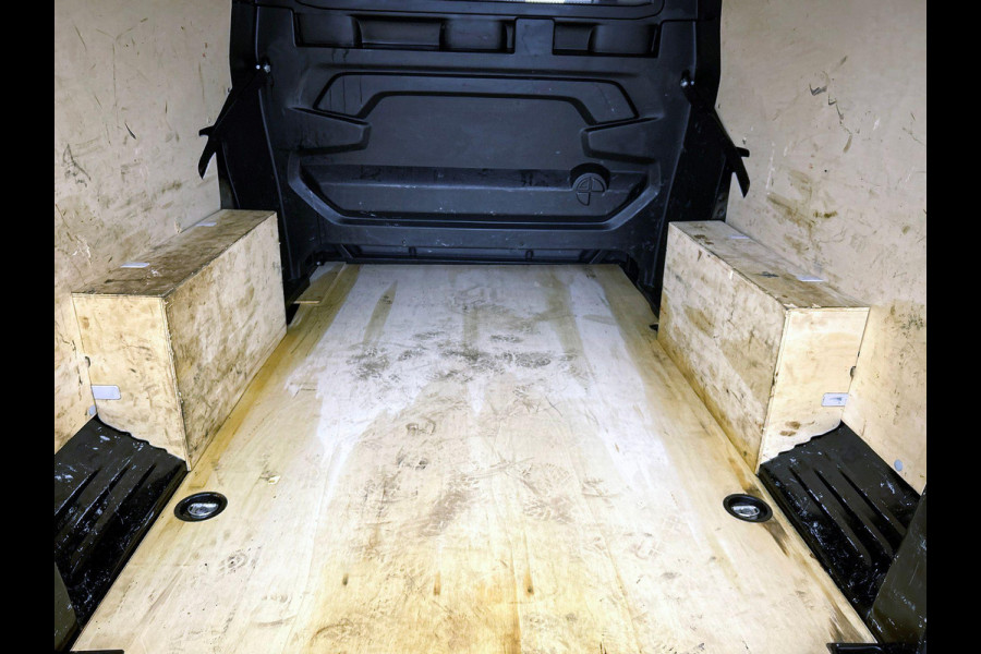Opel Vivaro 1.5 CDTI L3H1 Edition Dubbele Cabine Airco Navigatie Bluetooth Parkeersensoren Camera Trekhaak