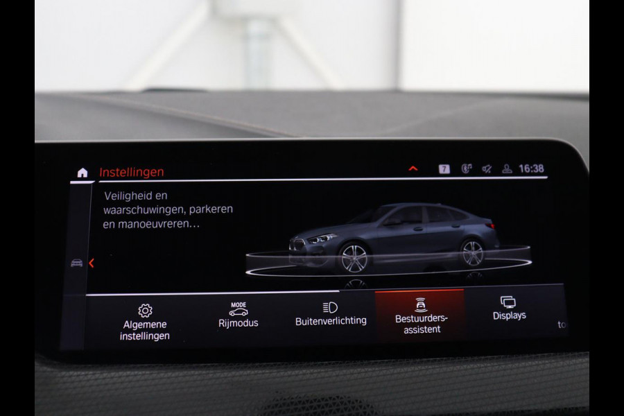 BMW 2 Serie Gran Coupé 218i High Executive Edition M-sport | Leder | Full LED | Stoelverwarming | Camera | Park assist | Carplay | Sfeerverlichting | Climate control | Cruise control |