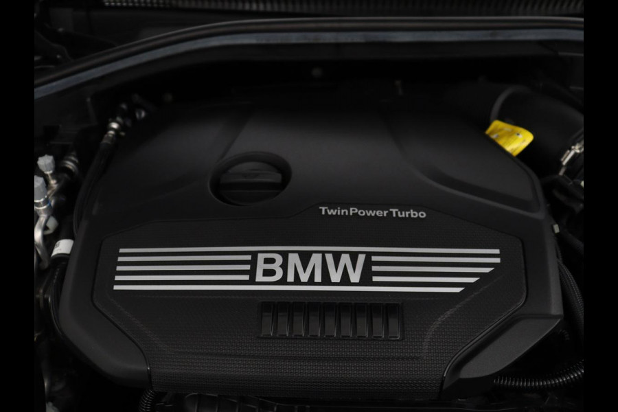 BMW 2 Serie Gran Coupé 218i High Executive Edition M-sport | Leder | Full LED | Stoelverwarming | Camera | Park assist | Carplay | Sfeerverlichting | Climate control | Cruise control |