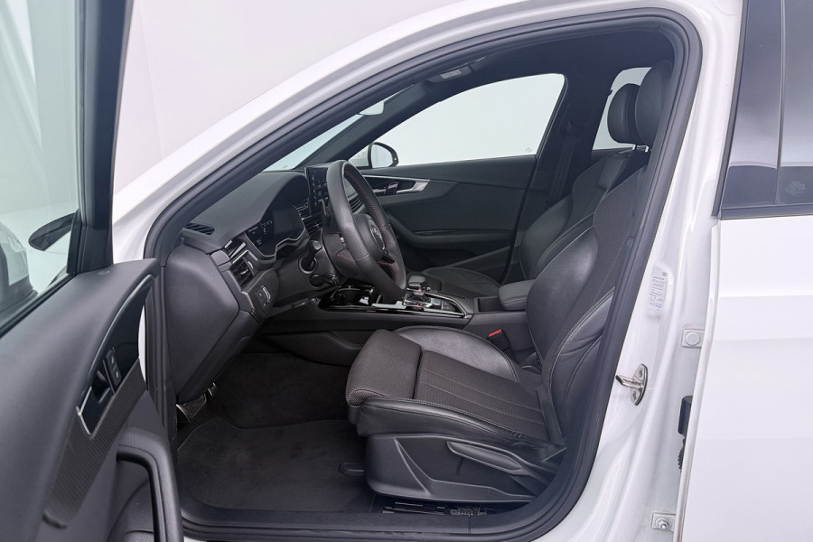 Audi A4 Avant 35 TFSI S edition (ACHTERUITRIJCAMERA, CRUISE CONTROL, DIGITALE COCKPIT, PARKEERSENSOREN)
