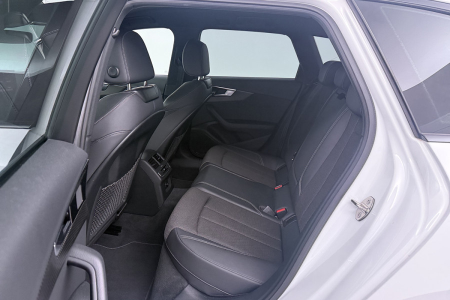 Audi A4 Avant 35 TFSI S edition (ACHTERUITRIJCAMERA, CRUISE CONTROL, DIGITALE COCKPIT, PARKEERSENSOREN)