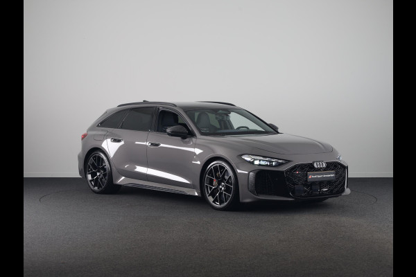 Audi A5 Avant RS 5 e-hybrid quattro | Panoramadak | Keramische remmen | Carbon pakket | RS Design pakket | Head Up display |