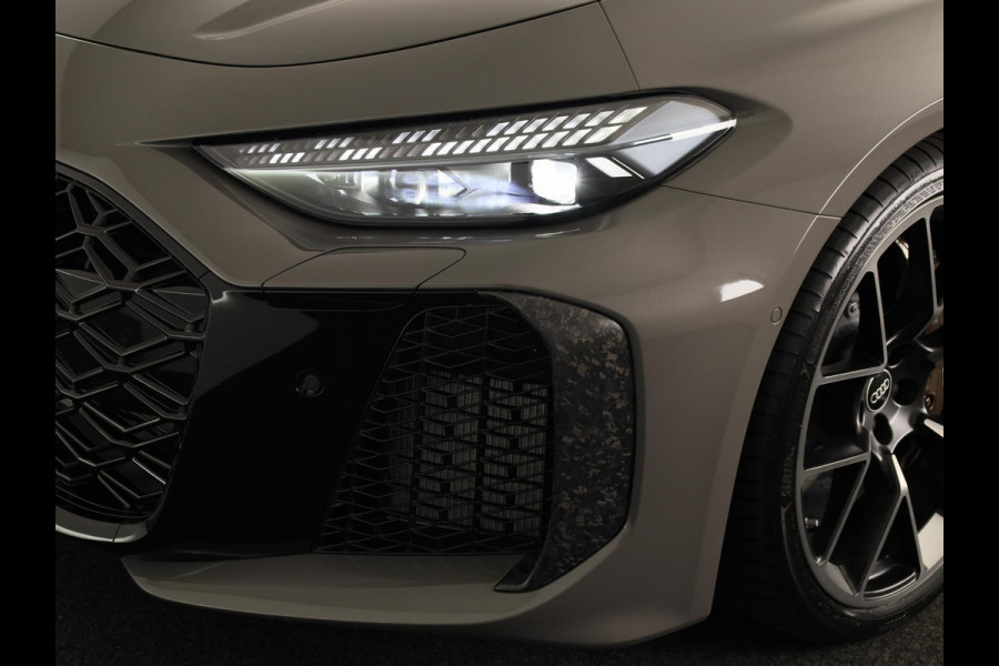 Audi A5 Avant RS 5 e-hybrid quattro | Panoramadak | Keramische remmen | Carbon pakket | RS Design pakket | Head Up display |