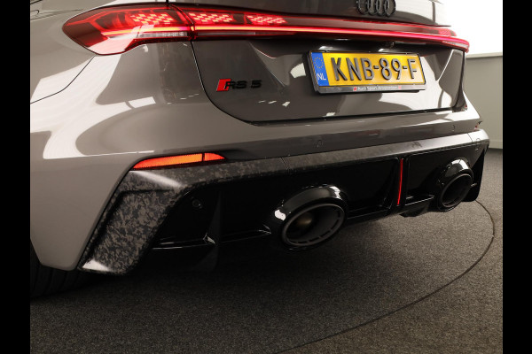 Audi A5 Avant RS 5 e-hybrid quattro | Panoramadak | Keramische remmen | Carbon pakket | RS Design pakket | Head Up display |