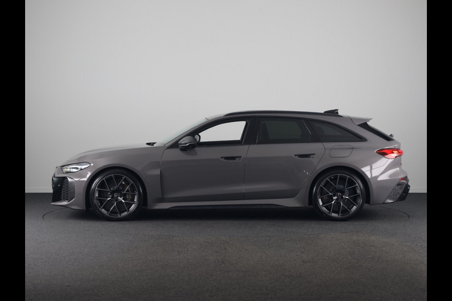 Audi A5 Avant RS 5 e-hybrid quattro | Panoramadak | Keramische remmen | Carbon pakket | RS Design pakket | Head Up display |