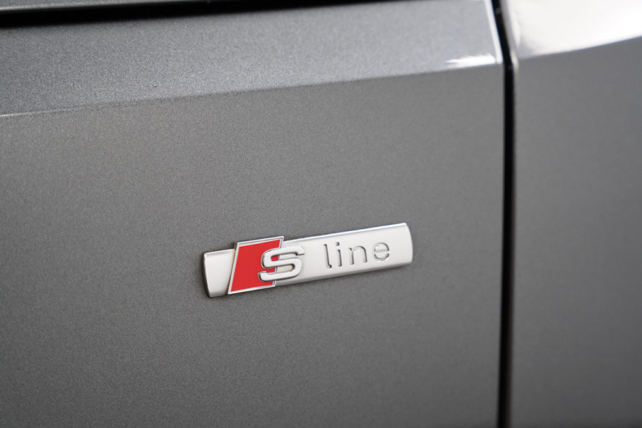 Audi A4 Avant 35 TFSI S edition S-line Leder Full-led Adaptive-Cruise