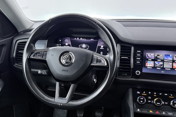 Škoda Kodiaq 1.5 TSI Business Edition 7p. (TREKHAAK, CAMERA, CRUISE ADAPTIEF, STOELVERWARMING, NAVIGATIE, CARPLAY)