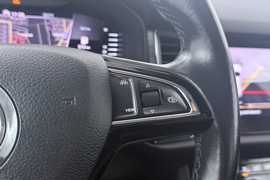 Škoda Kodiaq 1.5 TSI Business Edition 7p. (TREKHAAK, CAMERA, CRUISE ADAPTIEF, STOELVERWARMING, NAVIGATIE, CARPLAY)
