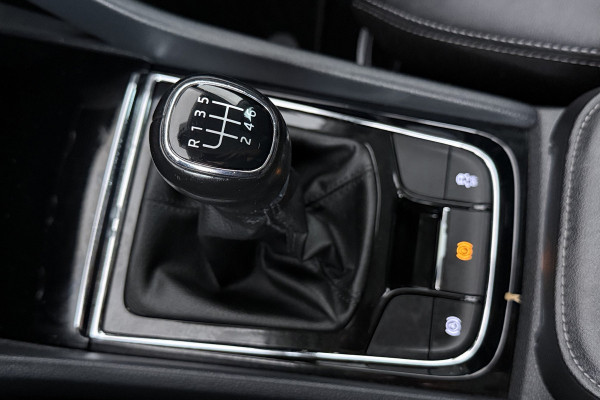 Škoda Kodiaq 1.5 TSI Business Edition 7p. (TREKHAAK, CAMERA, CRUISE ADAPTIEF, STOELVERWARMING, NAVIGATIE, CARPLAY)