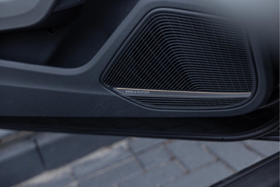 Audi S5 Cabriolet 3.0 TFSI 354pk Quattro S-stoelen B&O Carbon HuD Trekhaak