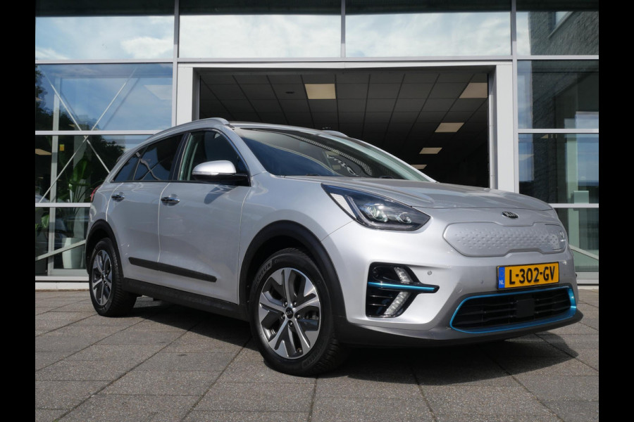Kia e-Niro DynamicPlusLine 64 kWh | Schuif-kantel dak | Stoel-stuurverwarming | Carplay | Keyless | Navi | Cruise |
