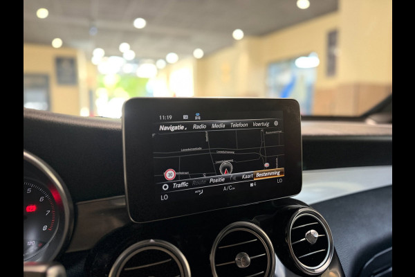 Mercedes-Benz GLC Coupé 250 4MATIC|Camera|Leder|Navi|Treeplanken