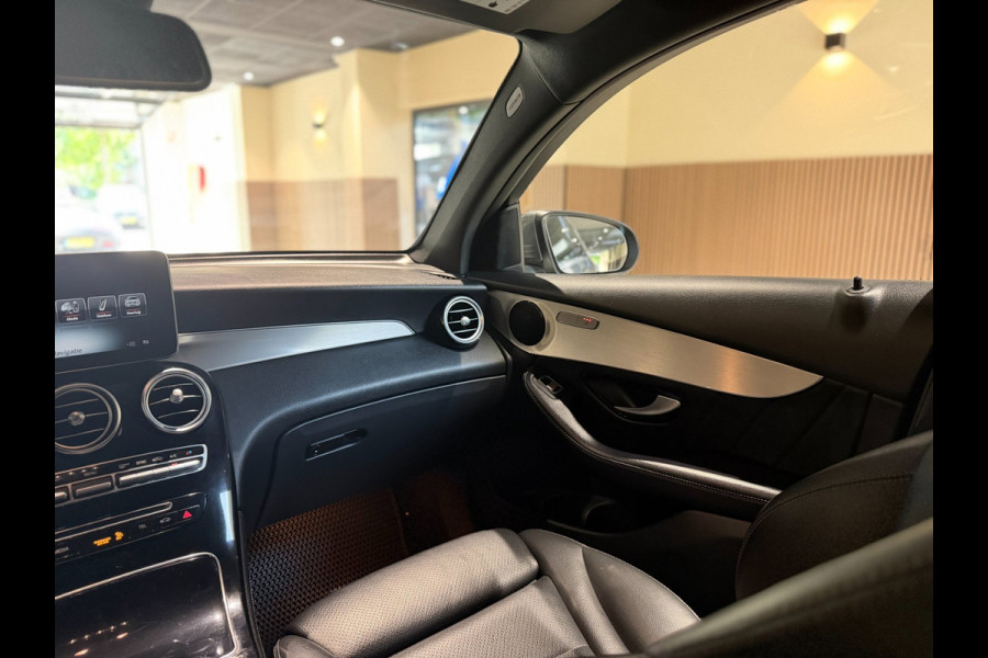 Mercedes-Benz GLC Coupé 250 4MATIC|Camera|Leder|Navi|Treeplanken