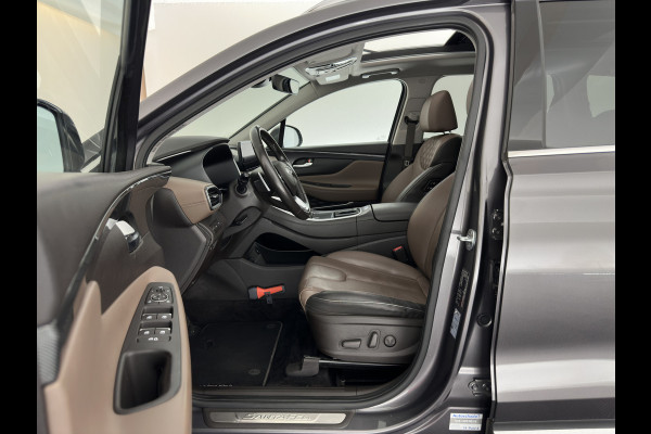 Hyundai Santa Fe 1.6 T-GDI Comfort Smart Sky AWD [ 7-Pers. ] {SoH-100%} (Plug-In) (INCL-BTW) *PANO | LEATHER | FULL-LED | ADAPTIVE-CRUISE | BLINDSPOT | MEMORY-PACK | DIGI-COCKPIT | SHIFTPADDLES | PRIVACYGLASS | NAVI-FULLMAP | KEYLESS | TOWBAR | CARBON | 19''ALU*