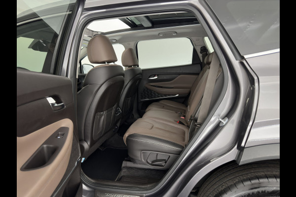 Hyundai Santa Fe 1.6 T-GDI Comfort Smart Sky AWD [ 7-Pers. ] {SoH-100%} (Plug-In) (INCL-BTW) *PANO | LEATHER | FULL-LED | ADAPTIVE-CRUISE | BLINDSPOT | MEMORY-PACK | DIGI-COCKPIT | SHIFTPADDLES | PRIVACYGLASS | NAVI-FULLMAP | KEYLESS | TOWBAR | CARBON | 19''ALU*