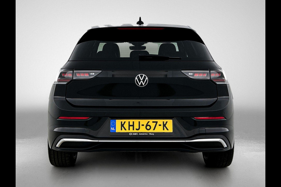Volkswagen Golf 1.5 eTSI Black Line CAMERA | IQ Light + Grill | VIRTUAL