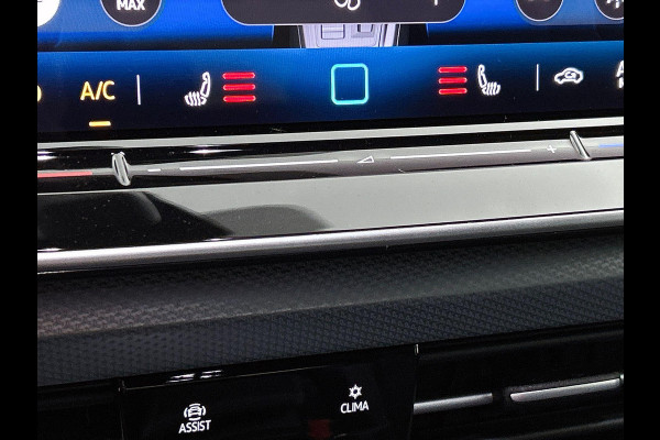 Volkswagen Golf 1.5 eTSI Black Line CAMERA | IQ Light + Grill | VIRTUAL