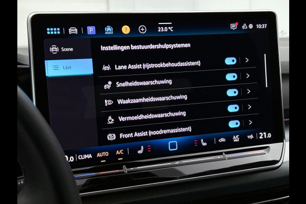 Volkswagen Golf 1.5 eTSI Black Line CAMERA | IQ Light + Grill | VIRTUAL