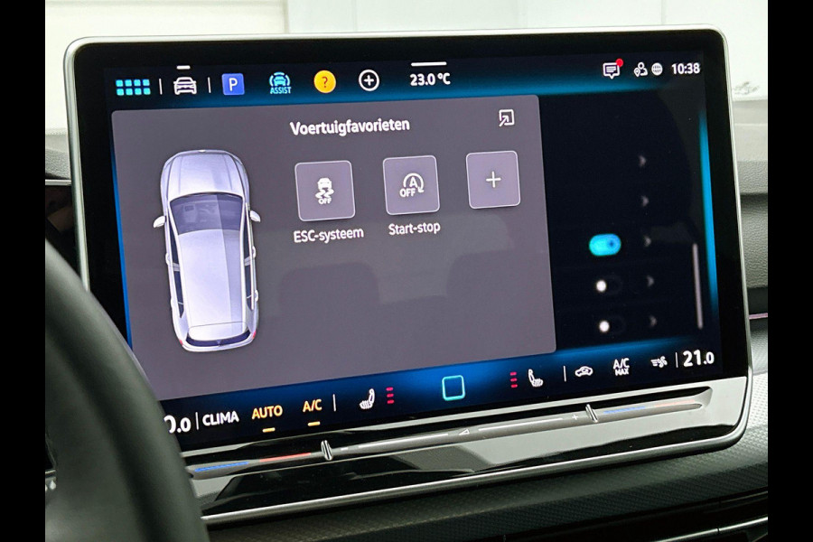 Volkswagen Golf 1.5 eTSI Black Line CAMERA | IQ Light + Grill | VIRTUAL