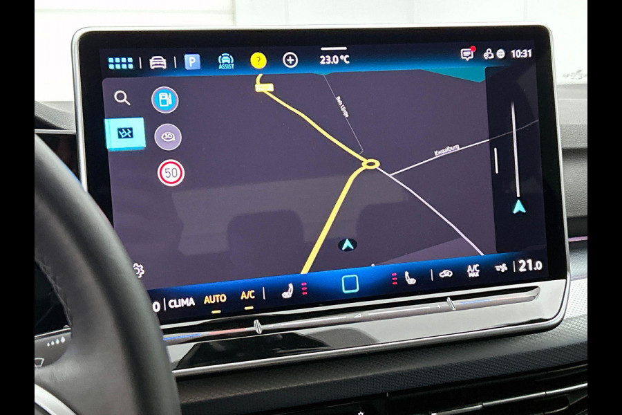 Volkswagen Golf 1.5 eTSI Black Line CAMERA | IQ Light + Grill | VIRTUAL