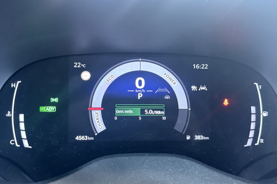 Toyota Yaris Cross 1.5 Hybrid 115 Dynamic (STOELVERWARMING, STUURVERWARMING, CAMERA, ADAPTIEVE CRUISE CONTROL, PARKEERSENSOREN)