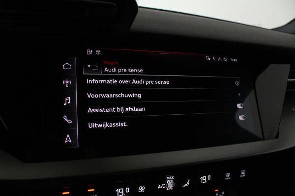 Audi A3 Sportback 40 TFSI e Edition > Plug-in hybride/Manhattangrijs/All season banden/12 maanden garantie