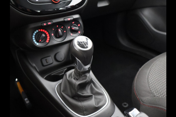 Opel Corsa 1.4 Black Edition *Garantie tot 05-2028! | Apple Carplay & AndroidAUTO | Trekhaak | Parkeersensoren | Privacy Glass |
