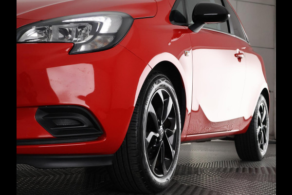 Opel Corsa 1.4 Black Edition *Garantie tot 05-2028! | Apple Carplay & AndroidAUTO | Trekhaak | Parkeersensoren | Privacy Glass |