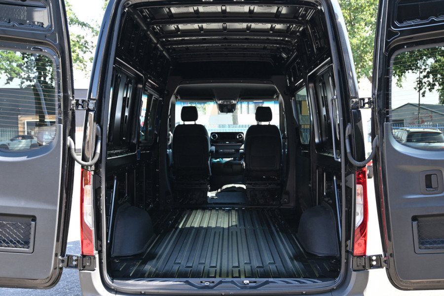 Mercedes-Benz Sprinter 319 CDI 4x4 L2H2 AWD Draaistoelen, 360 Graden camera, LED, Standkachel