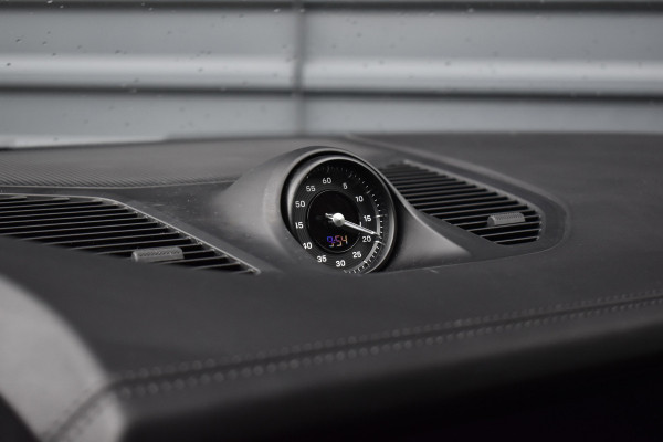 Porsche Cayenne Coupé 3.0 E-Hybrid Sport Design Carbon | Pano | Bijrijdersdisplay | ACC | Bose | 18-voudig Stoelen | 22'' Wielen |