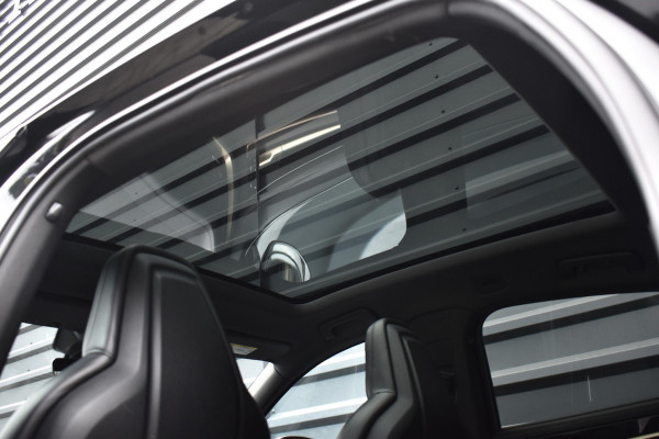 Porsche Cayenne Coupé 3.0 E-Hybrid Sport Design Carbon | Pano | Bijrijdersdisplay | ACC | Bose | 18-voudig Stoelen | 22'' Wielen |