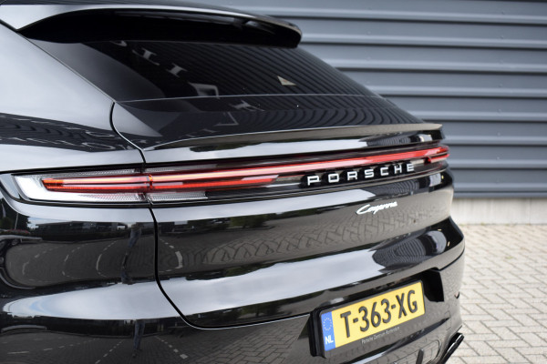 Porsche Cayenne Coupé 3.0 E-Hybrid Sport Design Carbon | Pano | Bijrijdersdisplay | ACC | Bose | 18-voudig Stoelen | 22'' Wielen |