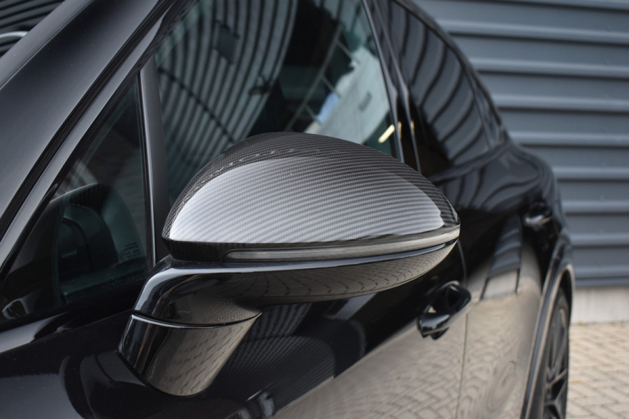 Porsche Cayenne Coupé 3.0 E-Hybrid Sport Design Carbon | Pano | Bijrijdersdisplay | ACC | Bose | 18-voudig Stoelen | 22'' Wielen |