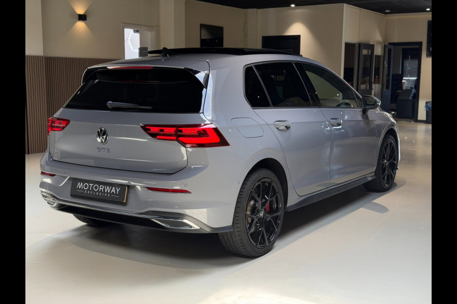 Volkswagen Golf 1.4 eHybrid GTE|Pano|Keyless|Matrix|HUD|Sfeer|