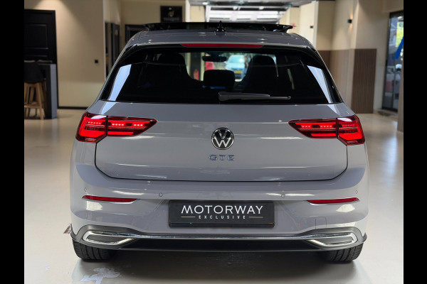 Volkswagen Golf 1.4 eHybrid GTE|Pano|Keyless|Matrix|HUD|Sfeer|