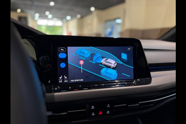 Volkswagen Golf 1.4 eHybrid GTE|Pano|Keyless|Matrix|HUD|Sfeer|