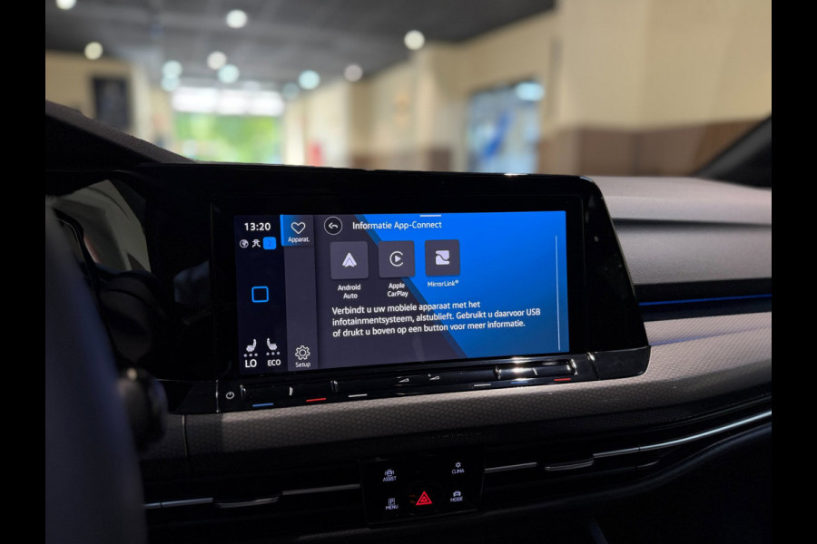 Volkswagen Golf 1.4 eHybrid GTE|Pano|Keyless|Matrix|HUD|Sfeer|