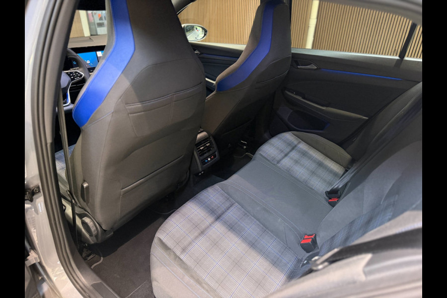 Volkswagen Golf 1.4 eHybrid GTE|Pano|Keyless|Matrix|HUD|Sfeer|
