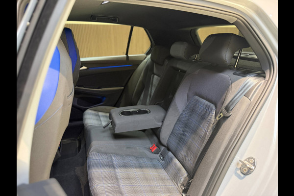 Volkswagen Golf 1.4 eHybrid GTE|Pano|Keyless|Matrix|HUD|Sfeer|