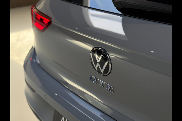 Volkswagen Golf 1.4 eHybrid GTE|Pano|Keyless|Matrix|HUD|Sfeer|