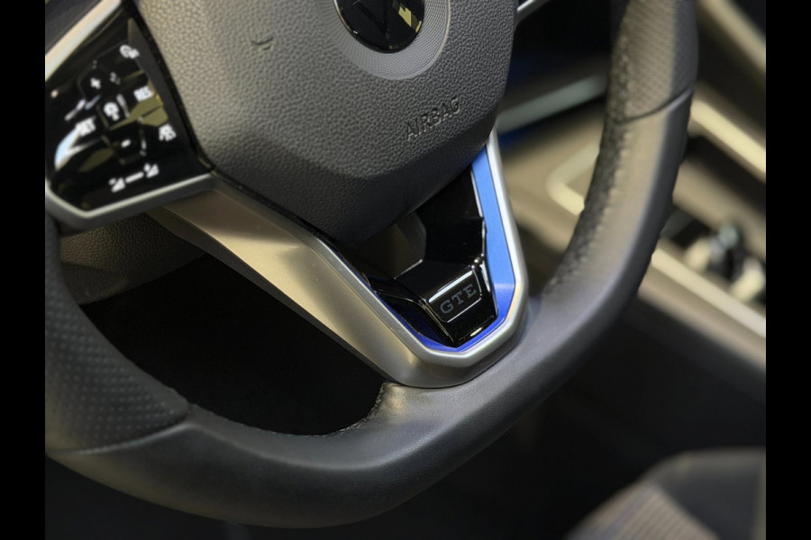 Volkswagen Golf 1.4 eHybrid GTE|Pano|Keyless|Matrix|HUD|Sfeer|